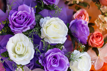 Obraz na płótnie Canvas Artificial bouquet of flowers