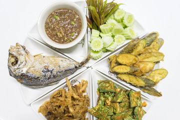 Fried Mackerel with Shrimp Paste Sauce served with  vegetable
