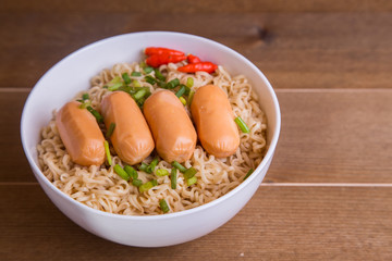 instant egg noodles and sausages top