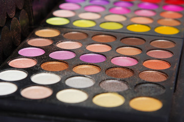 make-up palette background texture