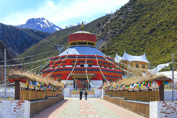 Cable station at Blue Moon Valley, also called Shika Snow Mountain, is located in the southwestern Shangri-La (Zhongdian) of Yunnan, China.