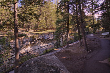 Maligne Canyon