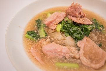 Fried noodle with pork, Thai food