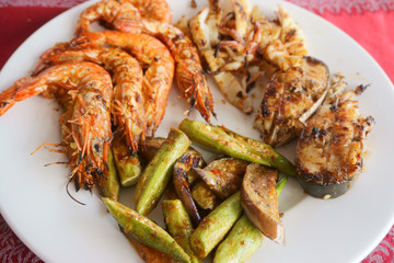 shrimp and seafood a plate