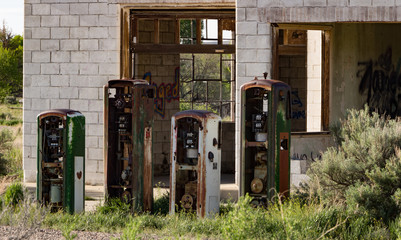 Abandoned Old Gasstation