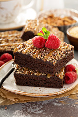 Fudgy brownies with nuts and caramel