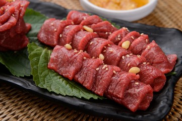 raw beef sashimi