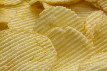 Crispy ribbed potato chips