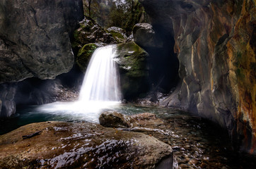 Naklejka premium Waterfall