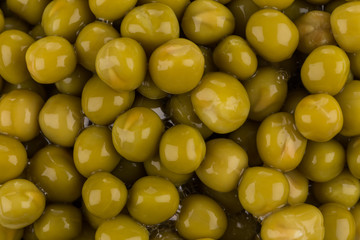 Marinated green peas