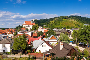 Fototapeta na wymiar Panorama of charming Kazimierz Dolny, one of the most beautifully situated little towns in central eastern Poland. Europe.