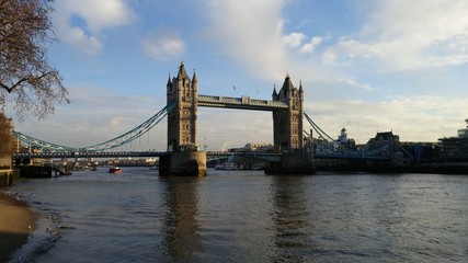 Fototapeta na wymiar Tower Bridge (London Bridge) in London, England