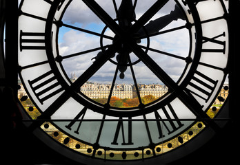 Fototapety  Widok przez gigantyczny zegar w Musee d& 39 Orsay, Paryż, Francja
