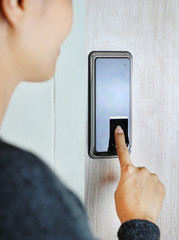 Fingerprint used as an identification method on a door lock