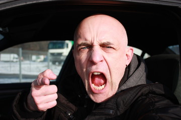 Aggressiver Autofahrer