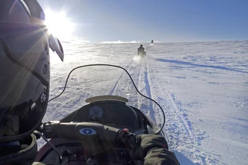 Rolgordijnen snow scooter Northcape © anjokan