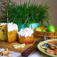 Easter cakes,eggs and cakes