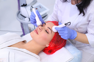 Ultrasound cavitation anti-aging, lifting procedure.