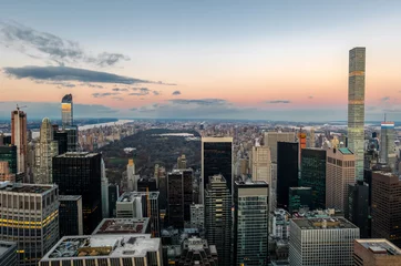 Papier Peint photo New York Panoramic aerial view of Manhattan and Central Park at sunset - New York, USA