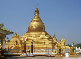 Kuthodaw Pagode, Mandalay, Myanmar, Asien