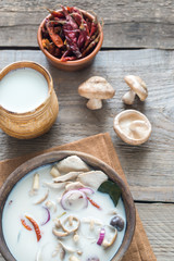 Fototapeta premium Bowl of thai tom kha kai soup