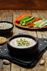 White bean hummus