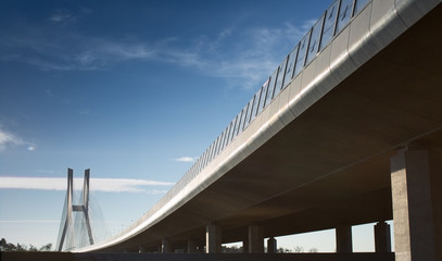 Naklejka premium Sunny sky over the bridge.
