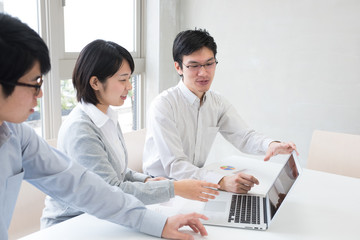 Obraz premium ビジネスシーン ミーティング