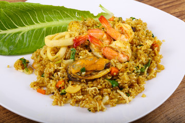 Fried rice with seafood