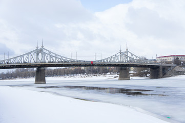 Starovolzhsky bridge in early spring. The bridge over the Volga River in Tver. Built in 1897-1900 years.