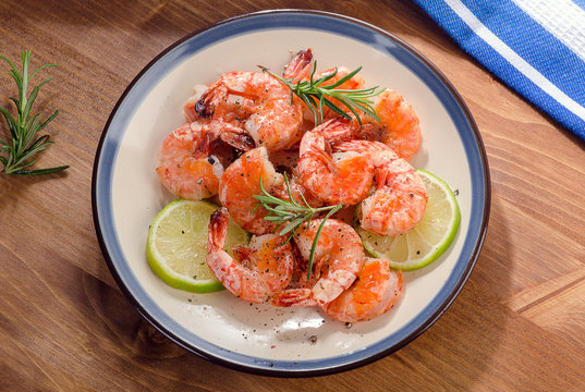 Shrimps with herbs.