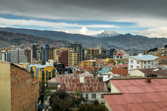 Häusermeer in Talkessel von La Paz, Bolivien