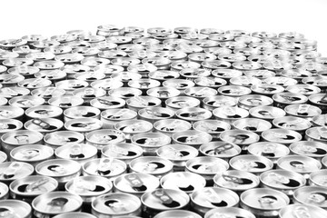 Obraz premium empty aluminum cans