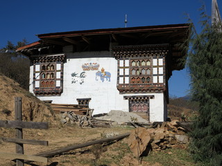 Fototapeta na wymiar Traditional old house - Paro Bhutan