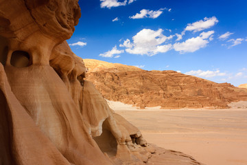 Fototapeta na wymiar Rock formations in the desert