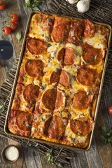 Crédence de cuisine en verre imprimé Pizzeria Homemade Pepperoni Sicilian Pan Pizza