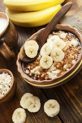 Porridge with bananas