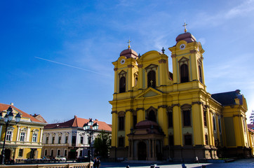 Fototapeta na wymiar Yellow Orthodox Church
