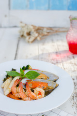 pad kee mao spagheti seafood