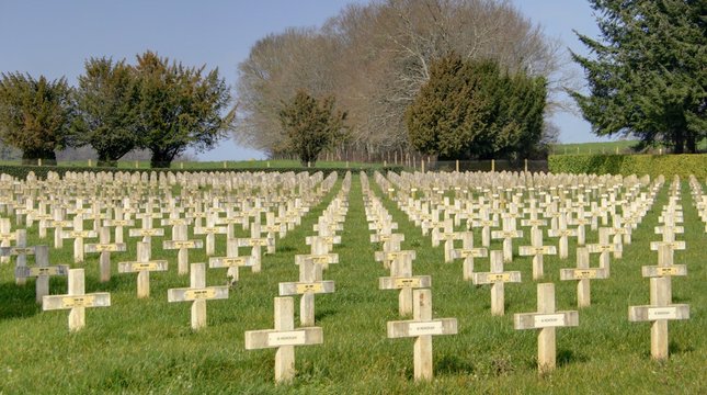cimetière militaire et mémorial à la paix