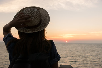 silhouette female traveler