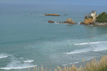 Surf sur la côte basque