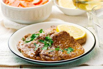 Lemon Scaloppine.style rustic.