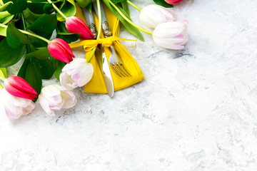 Spring table settings