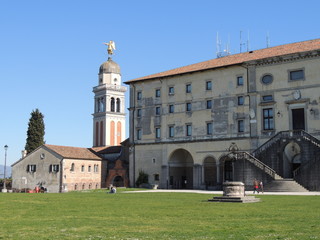 Udine - piazza Castello