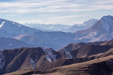 Горный пейзаж, красивый вид на горное ущелье, природа Северного Кавказа