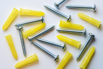 hollow and drywall anchors and screws