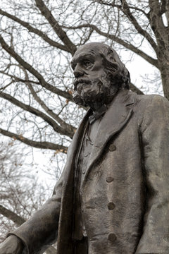 Edward Everett Hale Statue