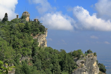 Fototapeta na wymiar De La Fratta or Cesta tower in San Marino, Italy