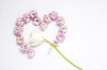 Heart frame wreath pattern with flowers, pink flower buds,